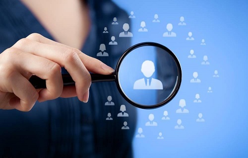 “确保我国经济航船乘风破浪